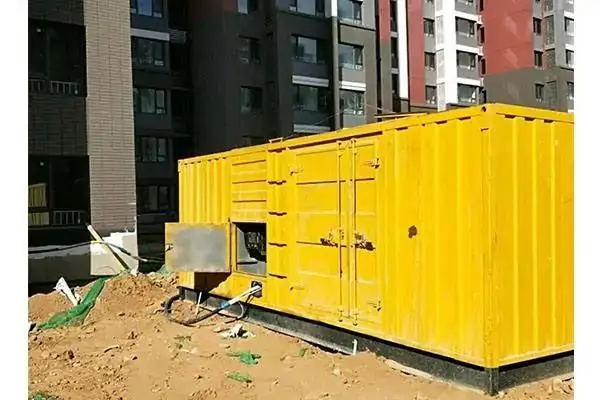 甘德发电机租赁中燃油压力过低会对发动机的哪些部件造成损坏？