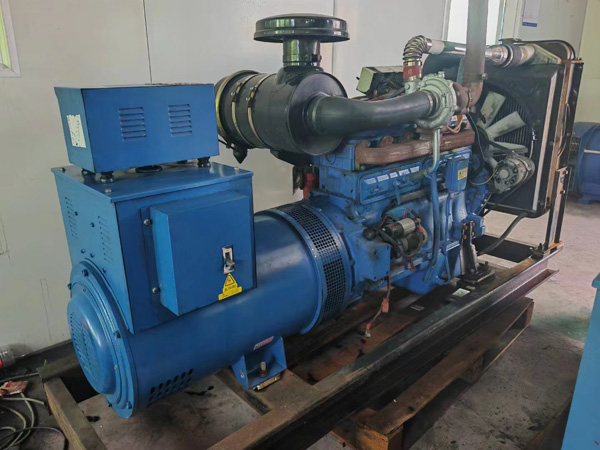 甘德100kW柴油发电机组使用多级机油有哪些优缺点？