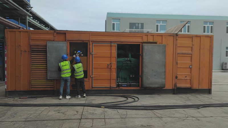 甘德如何检查柴油发电机组的机油油位?